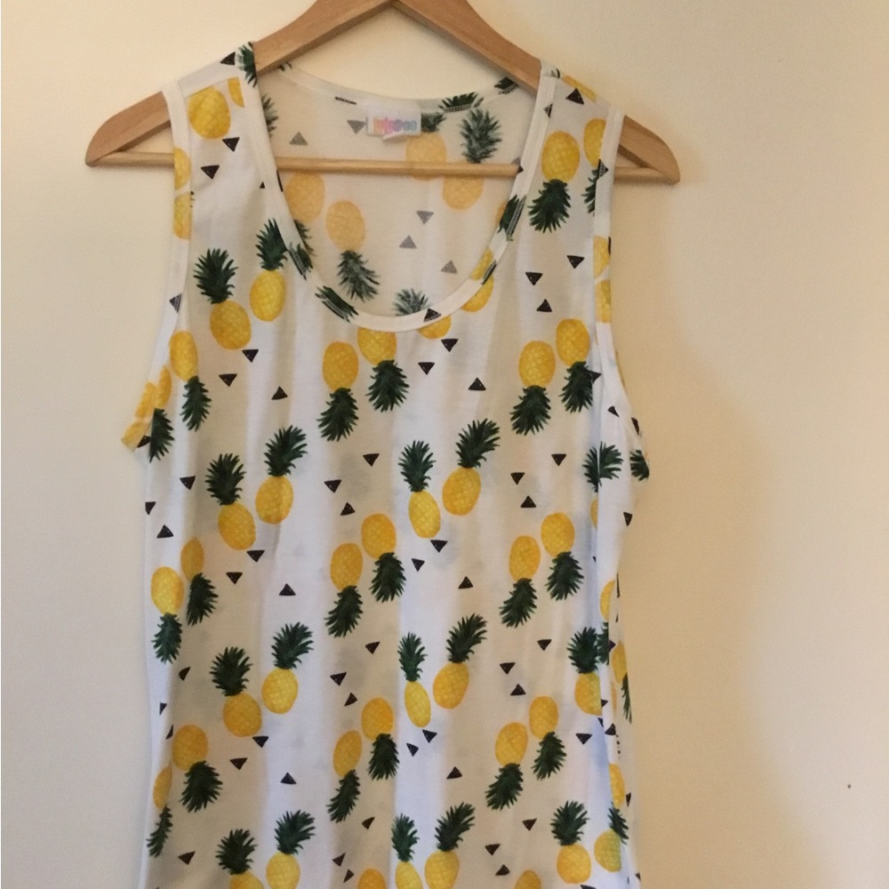 LuLaRoe White Pineapple Print Tank Top